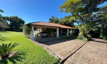 Chácara a venda com 3 quartos (1 suíte) no bairro Chácara do Trevo - Indaiatuba