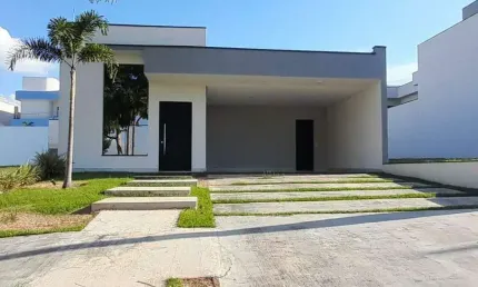 Casa com 3 Suítes e Piscina no Condomínio Piemonte - Itaici