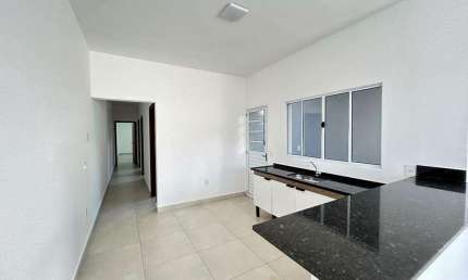 Casa para Alugar com 3 Quartos (1 Suíte) no Jardim Regente – Indaiatuba/SP