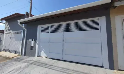 Casa à Venda com 3 Quartos no Jardim Celani – Salto/SP