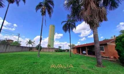 Chácara em condomínio 2780m² com 3 suítes em Indaiatuba/SP