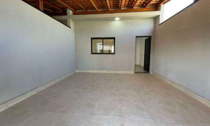 Casa a venda com 2 quartos (1 suíte) no bairro Parque Residencial Sabiás - Indaiatuba