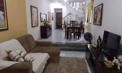 Sobrado encantador no jardim do sol — qualidade de vida, conforto e praticidade em um só lugar!