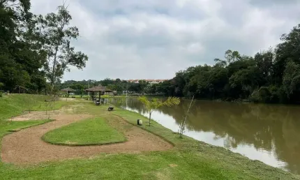 Terreno em condomínio fechado à venda no Jardim Laguna, Indaiatuba 