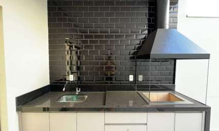Casa à venda com 3 dormitórios (1 suíte) no condomínio Jardim Mantova - Indaiatuba