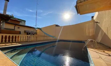 Casa para alugar com 4 suítes no bairro Vila Maria Elena - Indaiatuba
