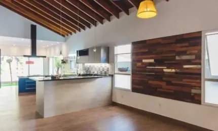 Exclusividade, Conforto e Natureza em Perfeita Harmonia – A Casa dos Seus Sonhos Está Aqui!