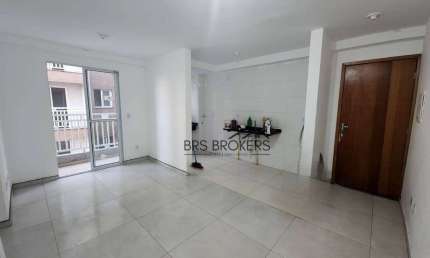 Apartamento com 2 dormitórios à venda, 46 m² por R$ 259.700,00 - Jardim do Triunfo - Guarulhos/SP
