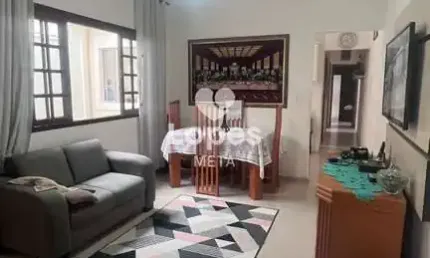 CASA Á VENDA NO BAIRRO JARDIM DAS INDUSTRIAS, 3 DORMITORIOS, SJC