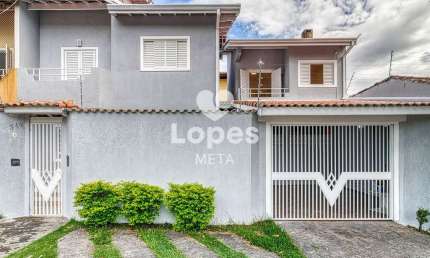 SOBRADO À VENDA COM 180M² EM SÃO JOSÉ DOS CAMPOS/SP