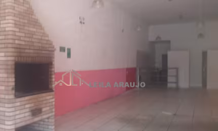 Excelente ponto para comércio em uma localização privilegiada,