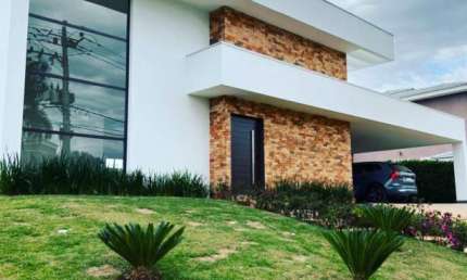 Casa térrea com 366m² à venda no Condomínio Lago Azul, Araçoiaba da Serra