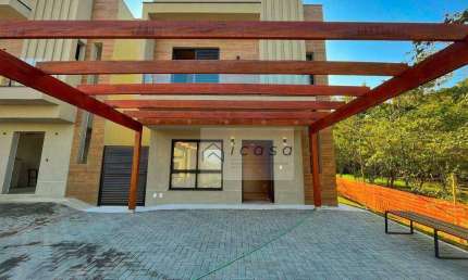 Sobrado com 3 dormitórios à venda, 134 m² por R$ 1.321.849,52 - Urbanova - São José dos Campos/SP