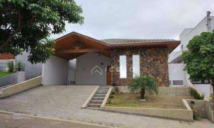 Casa com 3 dormitórios para alugar, 170 m² por R$ 6.180,00/mês - Condomínio Terras do Vale - Caçapava/SP