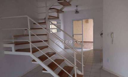 Sobrado com 3 dormitórios à venda, 110 m² por R$ 520.000,00 - Esplanada Independência - Taubaté/SP