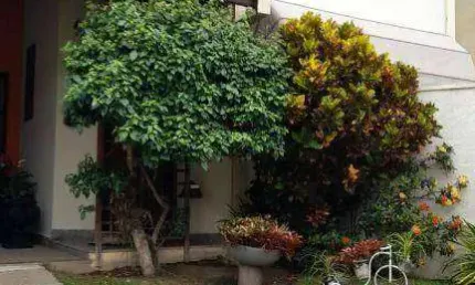 Sobrado com 3 dormitórios para alugar, 258 m² por r$ 4.912,58/mês - condomínio portal da mata - caçapava/sp