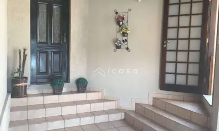 Casa com 2 dormitórios à venda por R$ 350.000 - Jardim Maria Cândida - Caçapava/SP