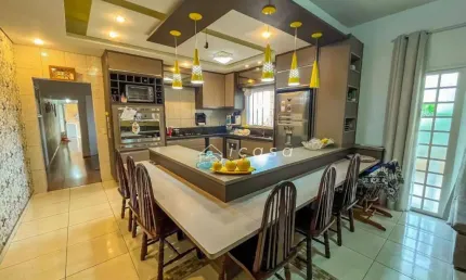 Sobrado com 7 dormitórios à venda, 270 m² por R$ 1.050.500,00 - Jardim Oriente - São José dos Campos/SP