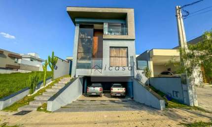 Sobrado com 3 dormitórios à venda, 250 m² por R$ 1.350.000,00 - Condominio Residencial Malibu - Caçapava/SP