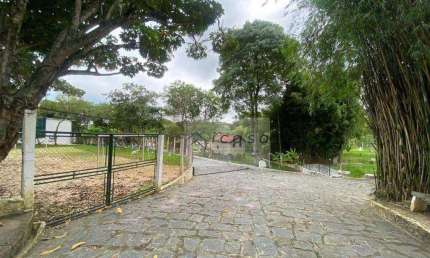 Sítio com 8 dormitórios à venda, 61000 m² por R$ 3.723.500,00 - Vila Favorino - Caçapava/SP
