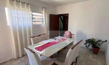 Casa com 4 dormitórios à venda, 187 m² por R$ 600.000,00 - Vila Resende - Caçapava/SP