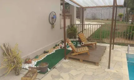 Chácara com 3 dormitórios à venda, 1650 m² por R$ 447.000,00 - Chácara Ipês - Caçapava/SP
