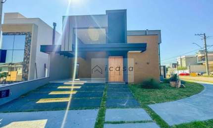 Casa com 3 dormitórios à venda, 160 m² por R$ 1.400.000,00 - Condomínio Terras do Vale - Caçapava/SP
