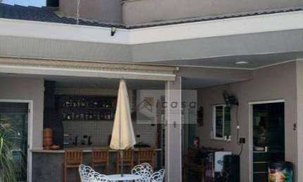 Luxuoso Sobrado com 4 suítes à venda, 400 m² - Jardim Coleginho - Jacareí/SP