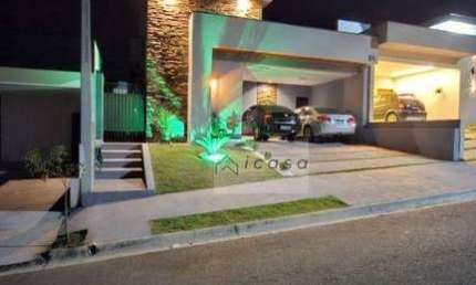 Casa com 3 dormitórios à venda, 135 m² por R$ 930.000,00 - Condominio Residencial Malibu - Caçapava/SP