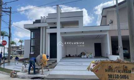 Casa com 3 dormitórios à venda, 160 m² por R$ 1.300.000,00 - Condomínio Terras do Vale - Caçapava/SP