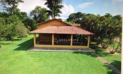 Chácara com 7 dormitórios à venda, 15000 m² por R$ 2.400.000,00 - Embaú - Cachoeira Paulista/SP