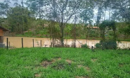 Terreno à venda, 2000 m² por R$ 250.000,00 - Chácaras Santa Maria - Jacareí/SP