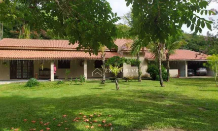 Sítio com 3 dormitórios à venda, 23000 m² por R$ 1.300.000,00 - Chácaras Cataguá - Taubaté/SP