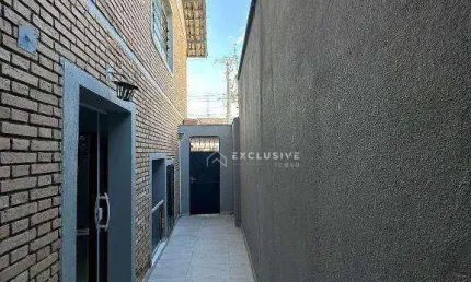 Sobrado com 4 dormitórios à venda, 141 m² por R$ 660.000,00 - Centro - Taubaté/SP
