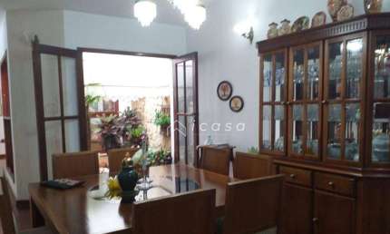 Sobrado com 3 dormitórios à venda, 358 m² por R$ 1.500.000,00 - Centro - Caçapava/SP