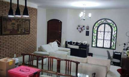 Casa com 4 dormitórios, 201 m² - venda por R$ 1.150.000,00 ou aluguel por R$ 5.450,00/mês - Centro - Caçapava/SP