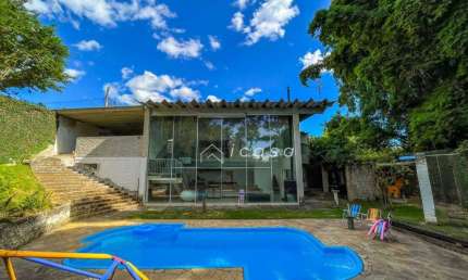 Sobrado com 3 dormitórios à venda, 276 m² por R$ 908.000,00 - Vitória Vale - Caçapava/SP