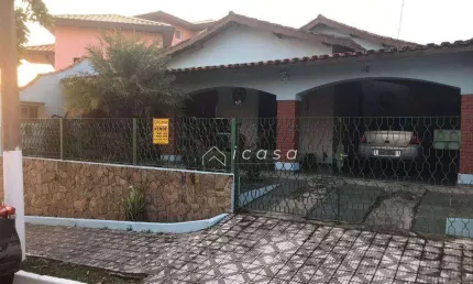 Casa com 3 dormitórios à venda, 180 m² por R$ 850.000,00 - Vila São João - Caçapava/SP