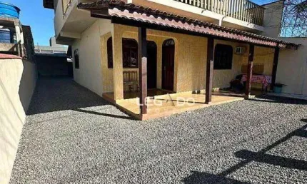Sobrado com 6 dormitórios à venda, 400 m² por R$ 430.000,00 - Vila Nova - Joinville/SC