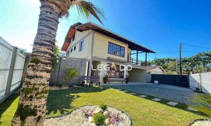 Sobrado com 4 dormitórios à venda, 370 m² por R$ 990.000,00 - Boehmerwald - Joinville/SC