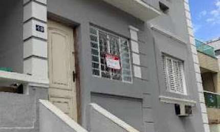 Terreno à venda na Rua Cunha Moreira, 49, Encruzilhada, Santos