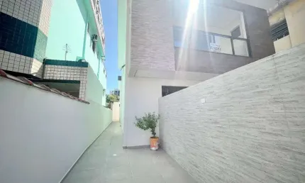 Sobrado à venda, 78 m² por R$ 760.000,00 - Aparecida - Santos/SP