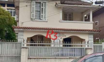 Casa com 3 quartos para alugar na Rua Goiás, 14, Boqueirão, Santos