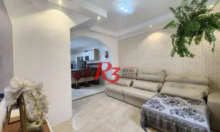 Linda casa mobiliada em Vilaggio, 2 suítes, garagem fechada, churrasqueira individual, piscina e salão de festas.