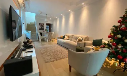 Casa com 3 dormitórios à venda, 106 m² por R$ 990.000,00 - Campo Grande - Santos/SP