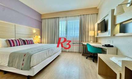 Apartamento com 1 dormitório à venda, 25 m², na quadra da praia, por R$ 390.000 - Gonzaga - Santos/SP