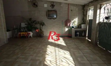 Casa com 2 dormitórios à venda, 73 m² por R$ 320.000,00 - Bom Retiro - Santos/SP
