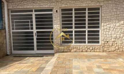 Casa para alugar em Campinas, Cambuí, com 3 quartos, com 122.3 m²
