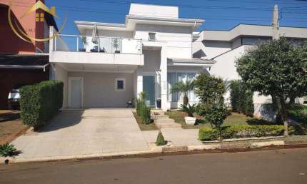 Sobrado à venda em Paulínia, Betel, com 3 suítes, com 207 m², Residencial Jacarandás