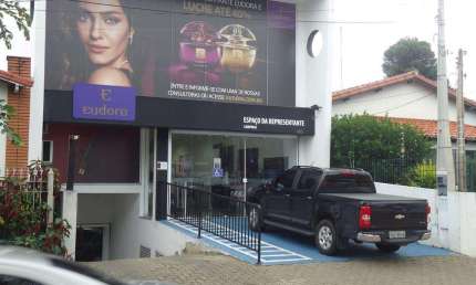 Prédio para alugar em Campinas, Jardim Brasil, com 706 m²